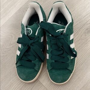 Green Campus Adidas Women Size 7